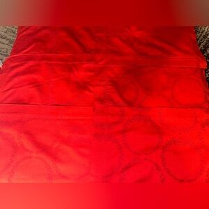 Set Of 6 Bodrum Elegant Burgundy Embossed Placemats. Used For Display Only.